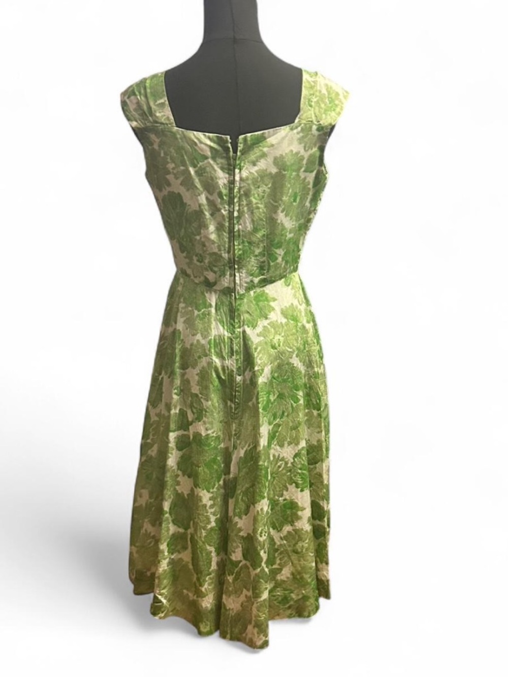 Raw Silk Vintage Green Floral Fit-and-Flare Dress - Picture 2 of 5